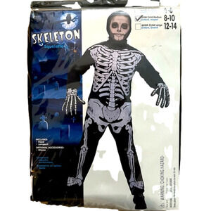 Nwt spooky perfection - Kid’s Skeleton costume by Forum Novelties
